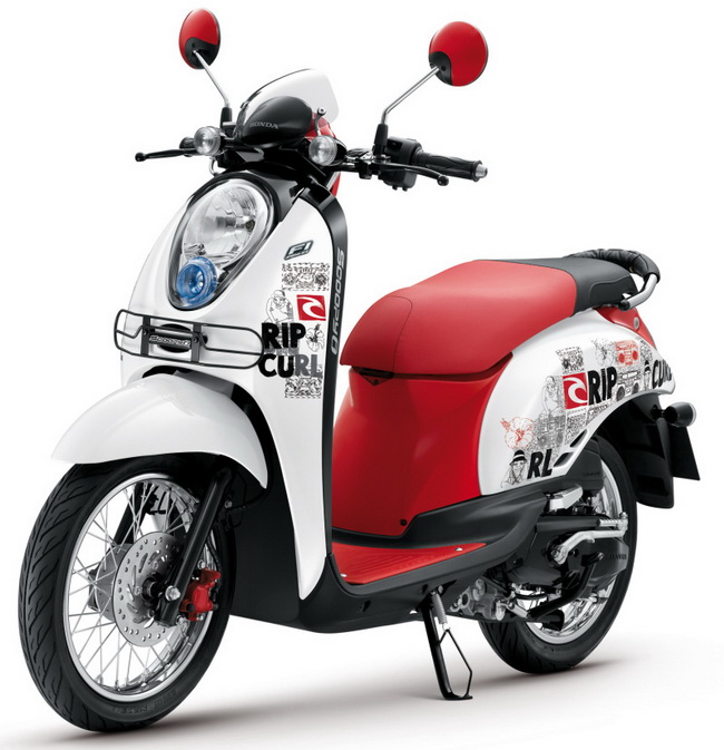 SCOOPY 110i 2010